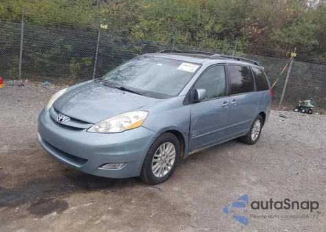 2010 Toyota Sienna Xle z USA, uszkodzony, nr VIN 5TDYK4CC2AS337620